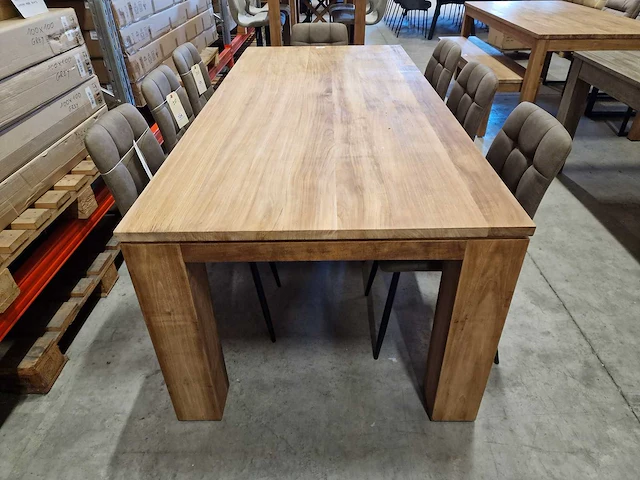 Diamond collection teak interieurtafel 220 x 100 x h78cm - dikke blokpoten 13cm - afbeelding 2 van  4