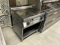 Diamond grill- en bakplaat rvs op gas + werktafel rvs