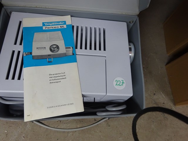 Diaprojector voigtlander - afbeelding 1 van  1