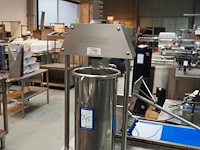 Dick - afbeelding 1 van  7