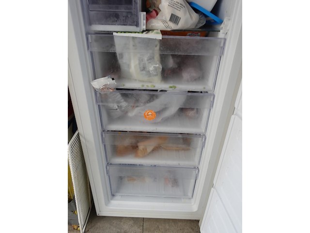 Diepvries beko + inhoud - afbeelding 4 van  5