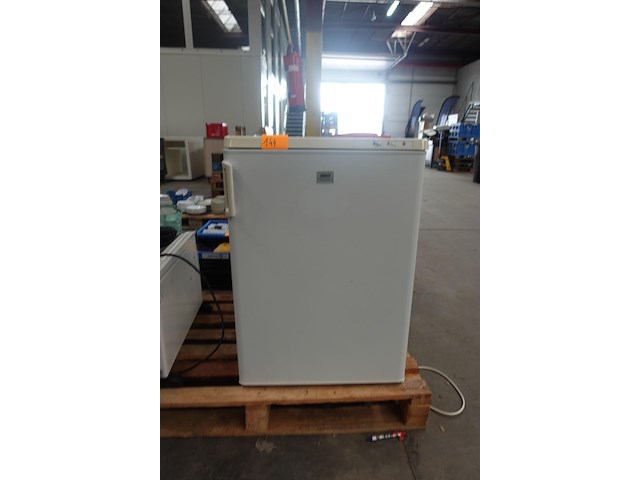 Diepvries zanussi - afbeelding 1 van  4