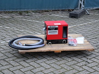 Diesel pomp nieuw - afbeelding 1 van  1