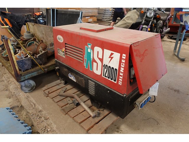 Diesel stroomgenerator - afbeelding 3 van  8
