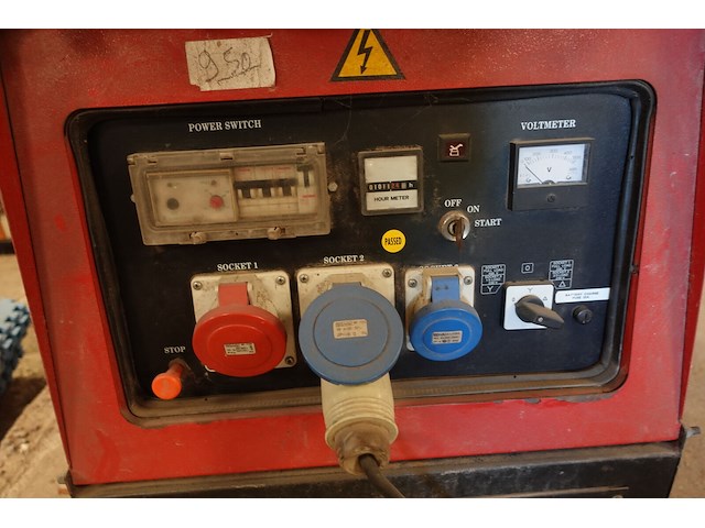 Diesel stroomgenerator - afbeelding 4 van  8