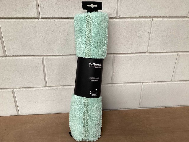 Differnz badmat 45x75, mintgroen (4x) - afbeelding 1 van  4