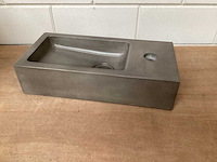 Differnz ethan toiletfontein, wasbak beton (7x) - afbeelding 1 van  7