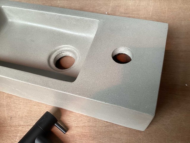 Differnz jukon wastafel beton met zwart - afbeelding 3 van  8