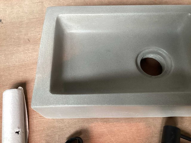 Differnz jukon wastafel beton met zwart - afbeelding 4 van  8