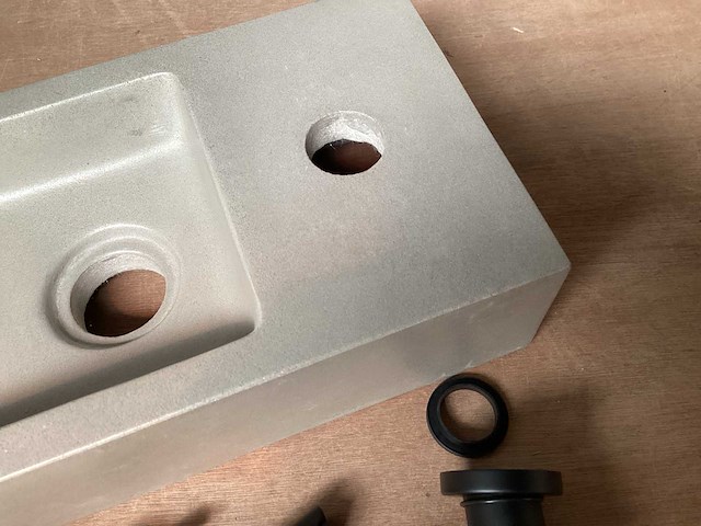 Differnz jukon wastafel beton met zwart - afbeelding 7 van  8