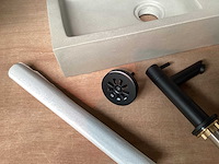 Differnz jukon wastafel beton met zwart - afbeelding 8 van  8