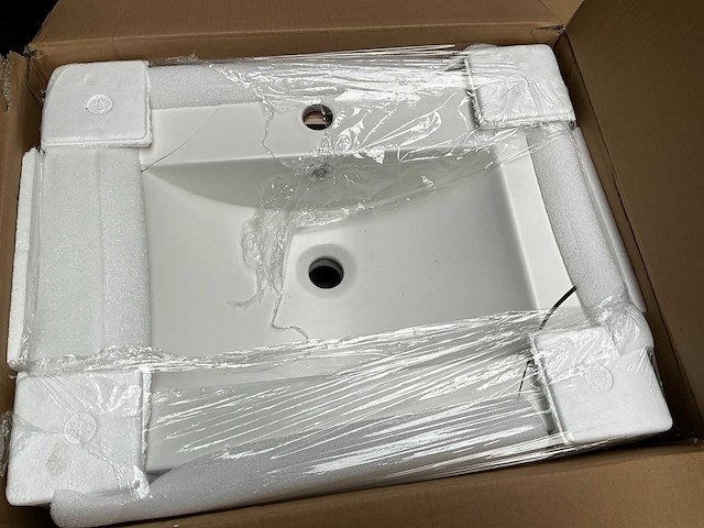 Differnz mix kavel badmeubelen - afbeelding 9 van  9