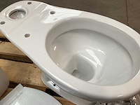 Differnz toiletpot met spoelreservoir - afbeelding 2 van  6