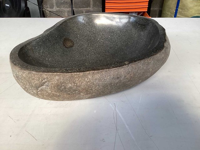 Differnz wasbak uit natuursteen, 46x34 cm - afbeelding 1 van  6