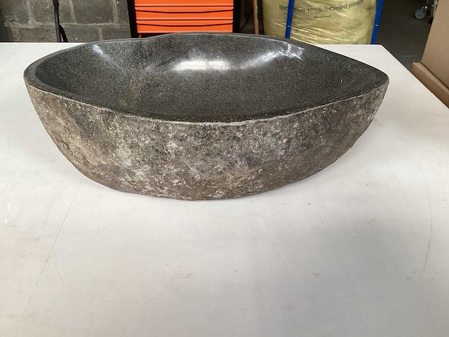 Differnz wasbak uit natuursteen, 46x34 cm - afbeelding 1 van  5