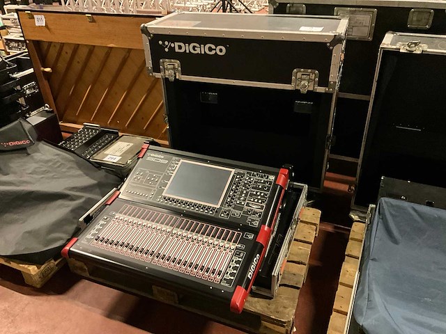 Digico sd9 core 2 digitale mixer - afbeelding 11 van  11