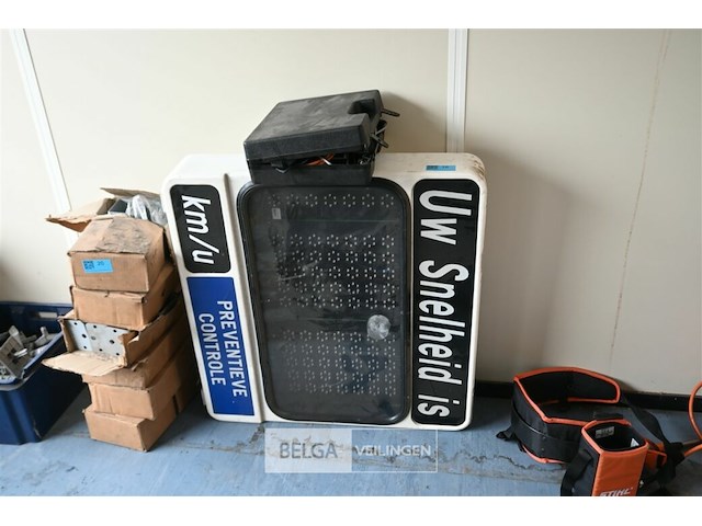 Digitaal bord voor snelheidscontrole - afbeelding 1 van  6