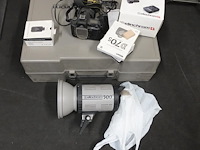 Digitale camera nikon + studioverlichtingsset - afbeelding 3 van  9