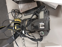 Digitale camera nikon + studioverlichtingsset - afbeelding 6 van  9