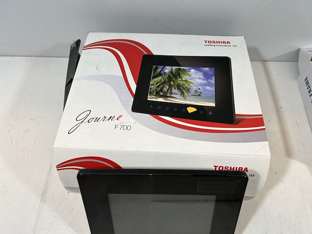 Digitale foto frames + elektrische tandenborstel - afbeelding 2 van  5