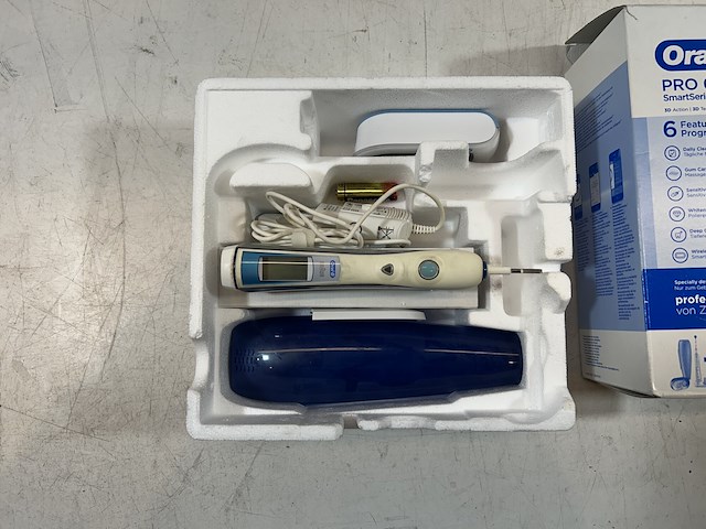 Digitale foto frames + elektrische tandenborstel - afbeelding 4 van  5