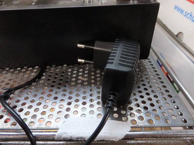 Digitale klok - afbeelding 2 van  2