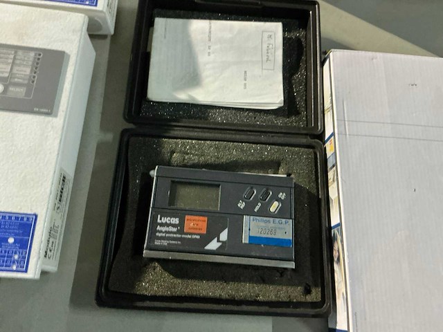 Digitale meetapparaat (2x) - afbeelding 4 van  5