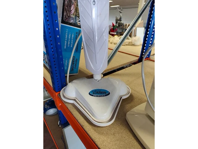 Digitale personenweegschaal korona, ventilator op voet delonghi, staande torenventilator airmate, elektrische stoomreiniger aqua laser - afbeelding 6 van  6