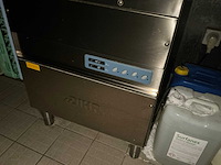 Dihr rvs korvenvaatwasmachine dihr, voorzien aan-en afvoertafel - afbeelding 2 van  4