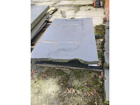 Dikke platen graniet 5-8-10cm met 1 metalen bok - afbeelding 5 van  8