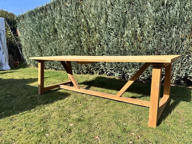 Dikke teak tafel (showroommodel) - afbeelding 3 van  3