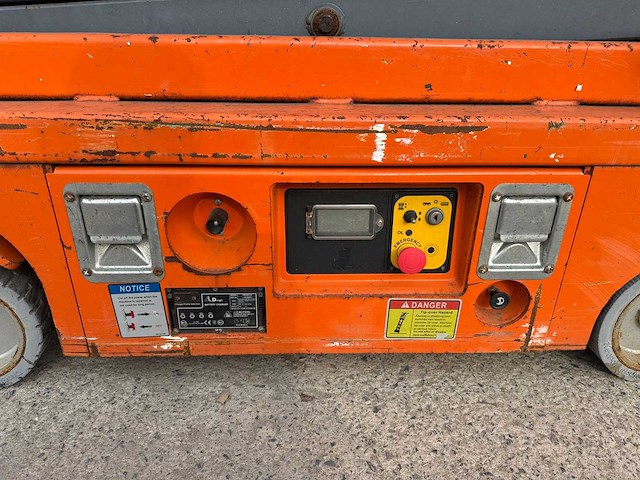 Dingli - jcpt 0607 dcs - hoogwerker - afbeelding 11 van  13