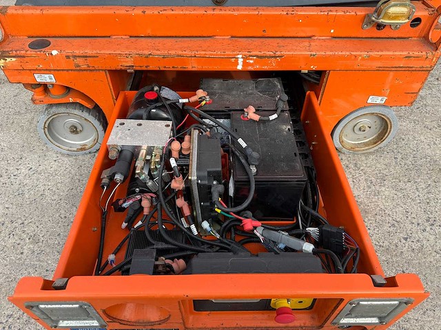 Dingli - jcpt 0607 dcs - hoogwerker - afbeelding 10 van  13