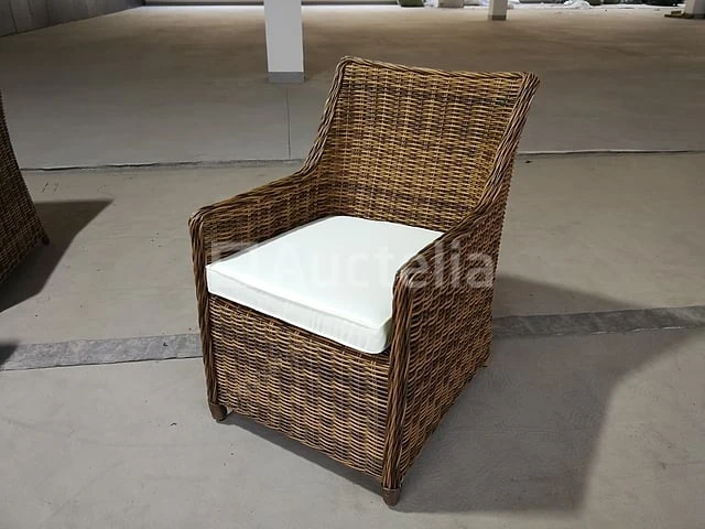 Diningset 7-delig - halfrond wicker - bruin / grijze kussens - glazen tafelblad - afbeelding 2 van  3