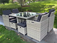 Diningset 9-delig light grey wicker / zwarte kussens - afbeelding 3 van  3