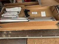 Dinitrol rc-ktd 600 siliconen pistool op lucht druk - afbeelding 1 van  2
