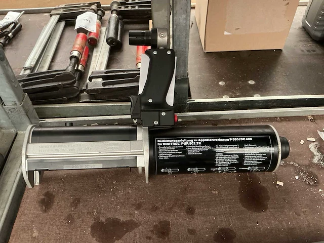 Dinitrol rc-ktd 600 siliconen pistool op lucht druk - afbeelding 1 van  2
