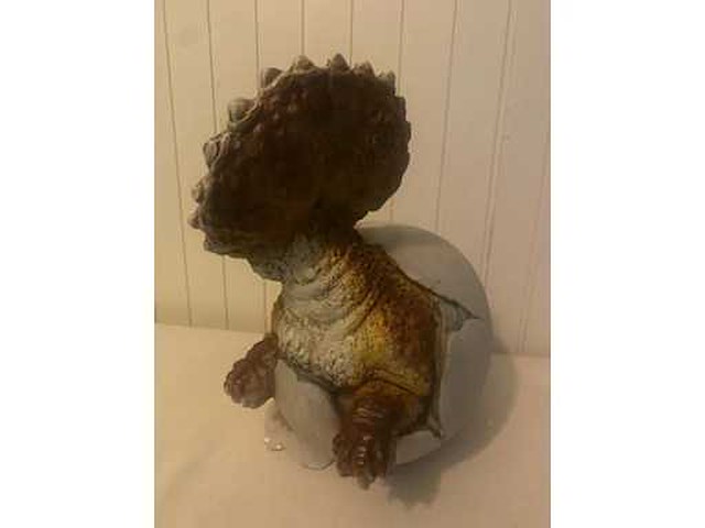 Dinosaurus beeld - afbeelding 3 van  3