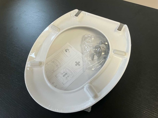 Dinplast krystal wc bril (720x) - afbeelding 4 van  4