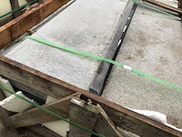 Diorite light satino 25 lm zwembadboord met overhangende 180° afgeronde boord - afbeelding 1 van  4