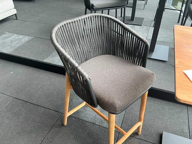 Diphano alexa statafel met 2 barstoelen - afbeelding 6 van  7