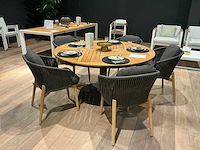 Diphano alexa teaken tuintafel met stoelen