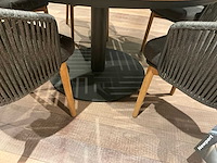 Diphano alexa teaken tuintafel met stoelen - afbeelding 4 van  5