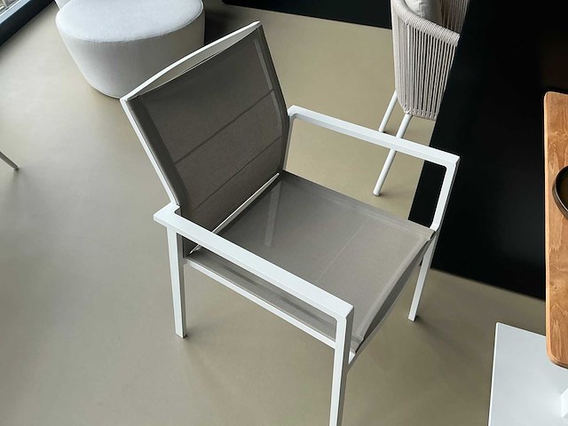 Diphano alexa tuintafel met 2 stoelen - afbeelding 6 van  6
