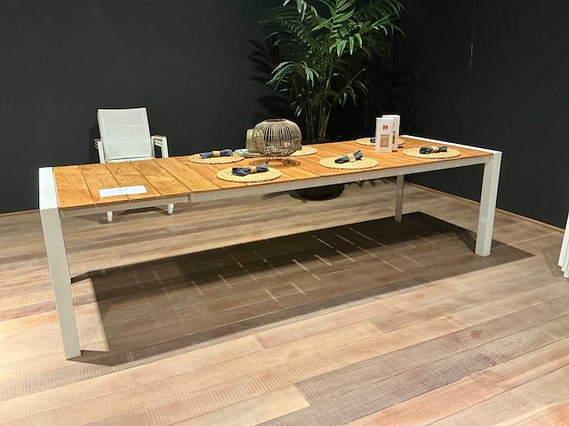 Diphano alexa verlengbare tuintafel - afbeelding 1 van  5