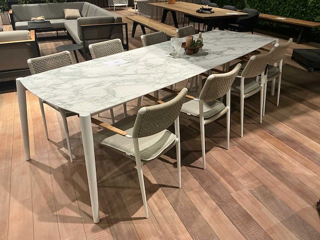 Diphano icon tuintafel met 8 stoelen - afbeelding 1 van  8