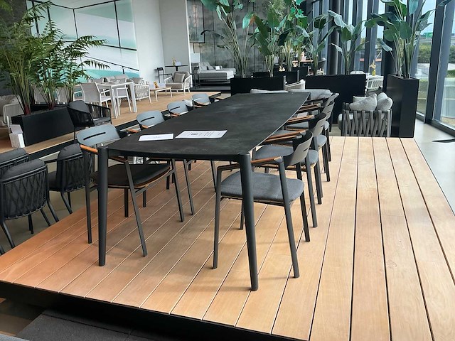 Diphano icon tuintafel met stoelen - afbeelding 1 van  7