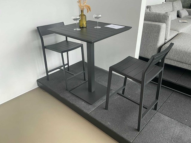 Diphano metris bartafel met 2 barstoelen - afbeelding 1 van  7