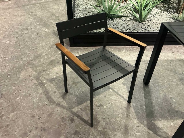 Diphano metris terrastafel met stoelen - afbeelding 6 van  9