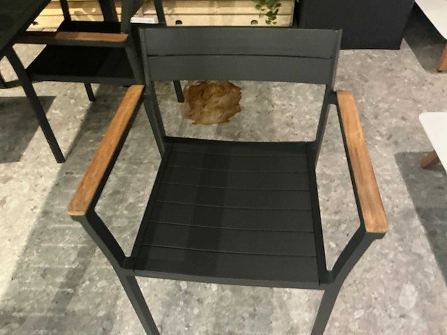 Diphano metris terrastafel met stoelen - afbeelding 6 van  8